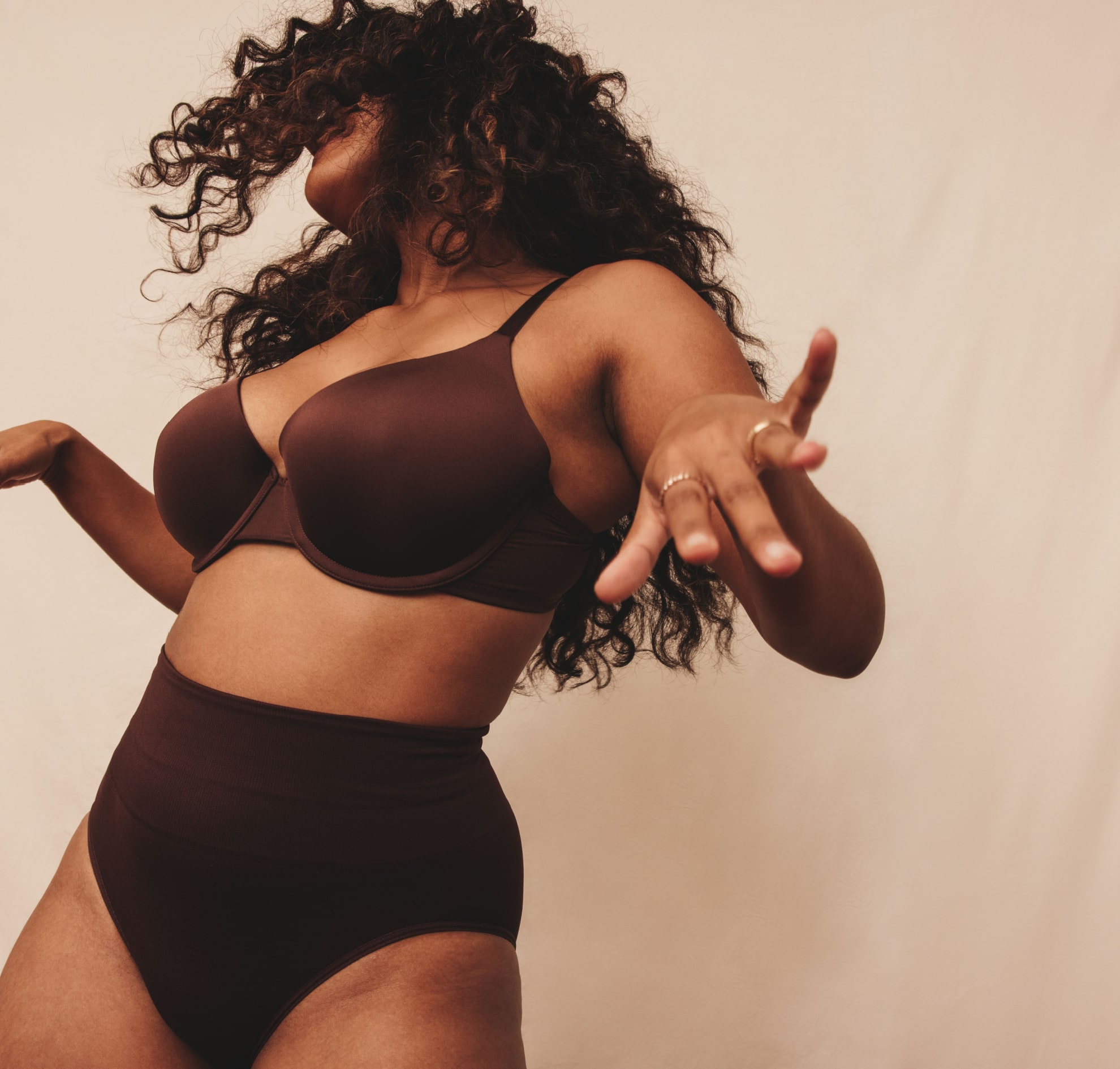 Fat melting with Coolsculpting®.